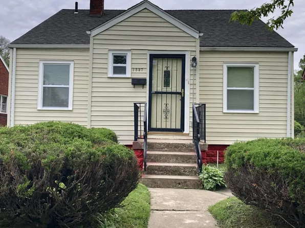 1327 Lincoln St, Gary, IN 46407
