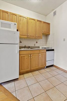 4th image of 1798 3rd Ave APT 2D