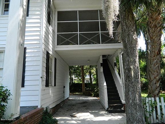 4th image of 1217 North St APT 2
