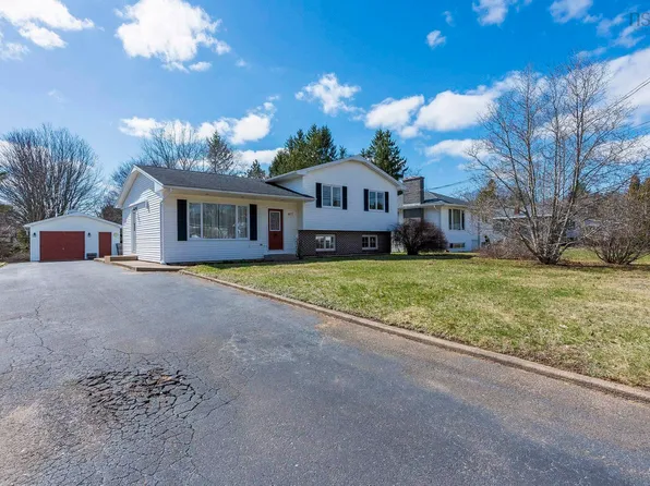 1477 Palmer Dr, Kingston, NS B0P 1R0