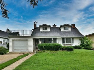 413 N Knight Ave, Park Ridge, IL 60068