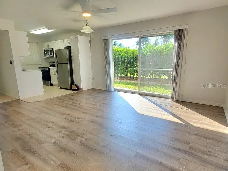 150 Harborside Ave #102 — Photo 13