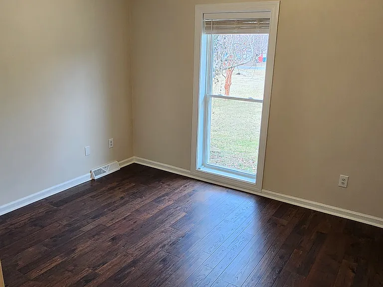 408 Commodore Dr #A — Photo 12