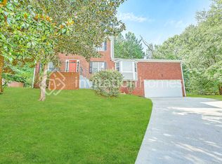 3863 Creekbank Cv, Decatur, GA 30034