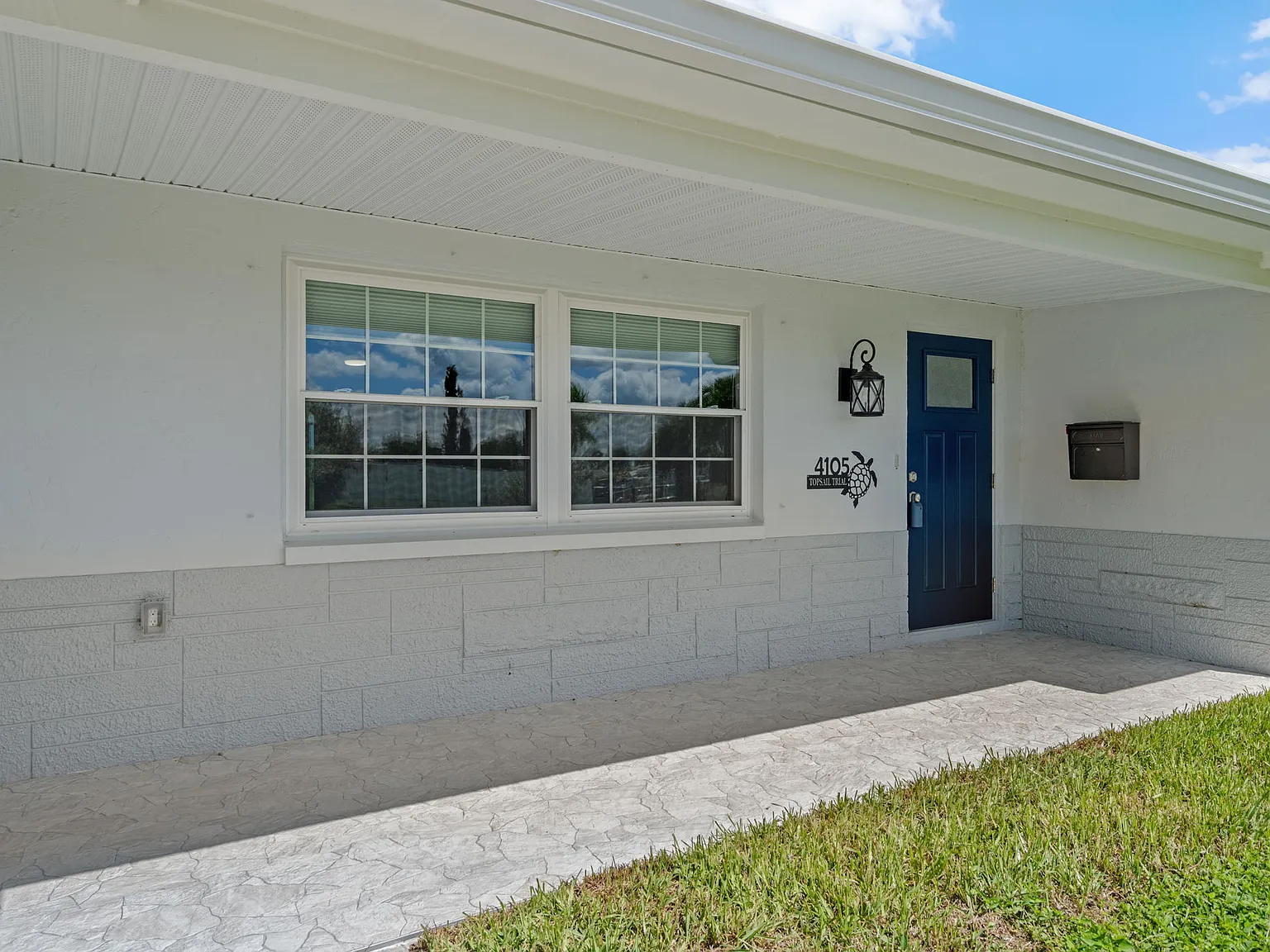 3 bed, 1862 sqft, $3,500 — Photo 2