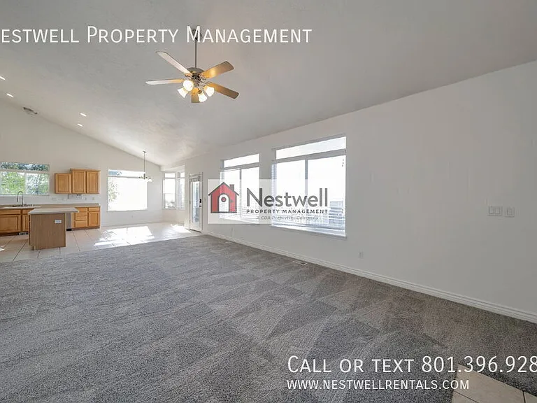 481 E Lana Ct — Photo 25
