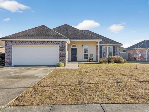 2120 Eva Ave, Ocean Springs, MS 39564