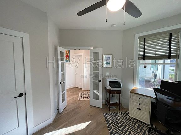 5th image of 400 Bryan Pointe Dr #101
