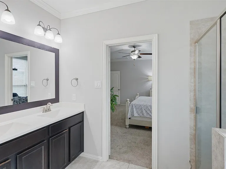 2244 Ivy Wall Dr — Photo 23
