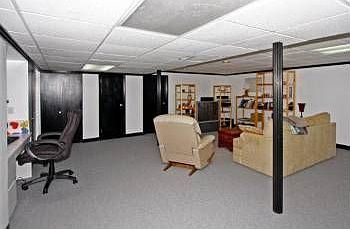 4th image of 489 Thorndale Dr