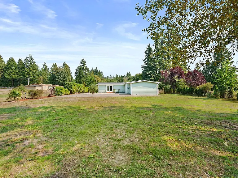 7182 N Van Decar Rd SE — Photo 40