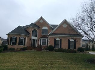 10604 Tarton Fields Cir, Raleigh, NC 27617