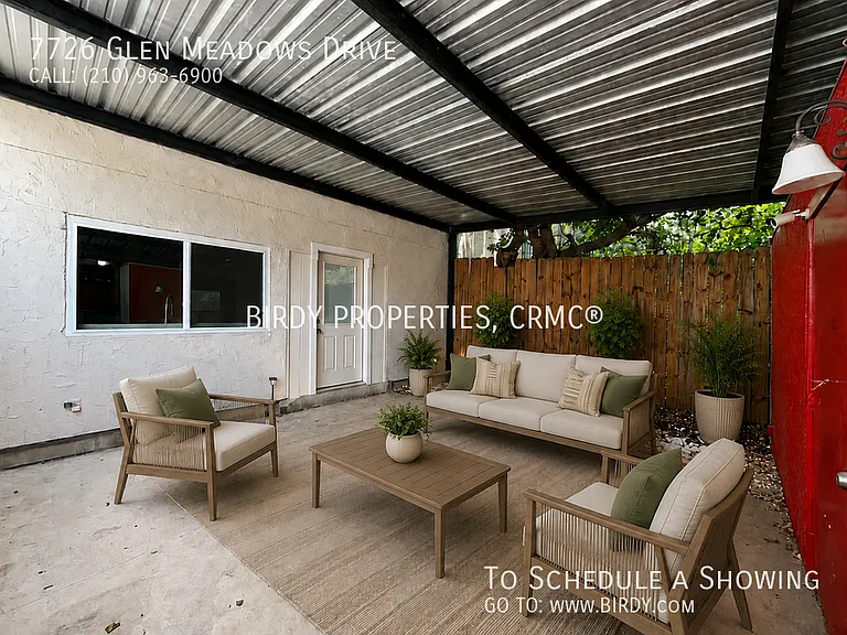 7726 Glen Meadows Dr — Photo 9