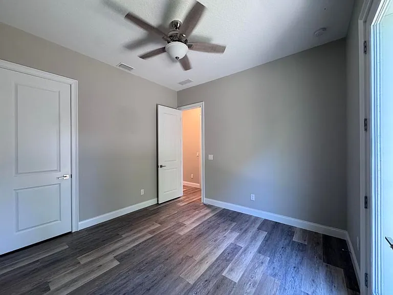 356 Seminole Dr — Photo 23