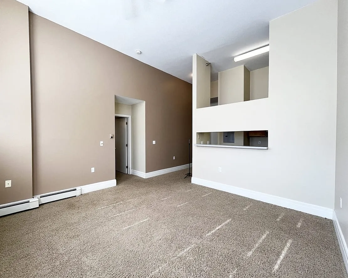 Stonehouse Apartments — Photo 4