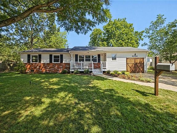 3rd image of 3036 Coach House Ln