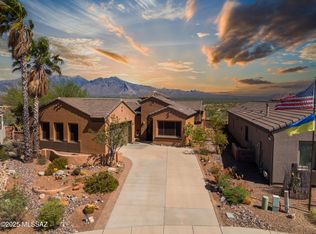 1661 W Acacia Bluffs Dr, Green Valley, AZ 85622