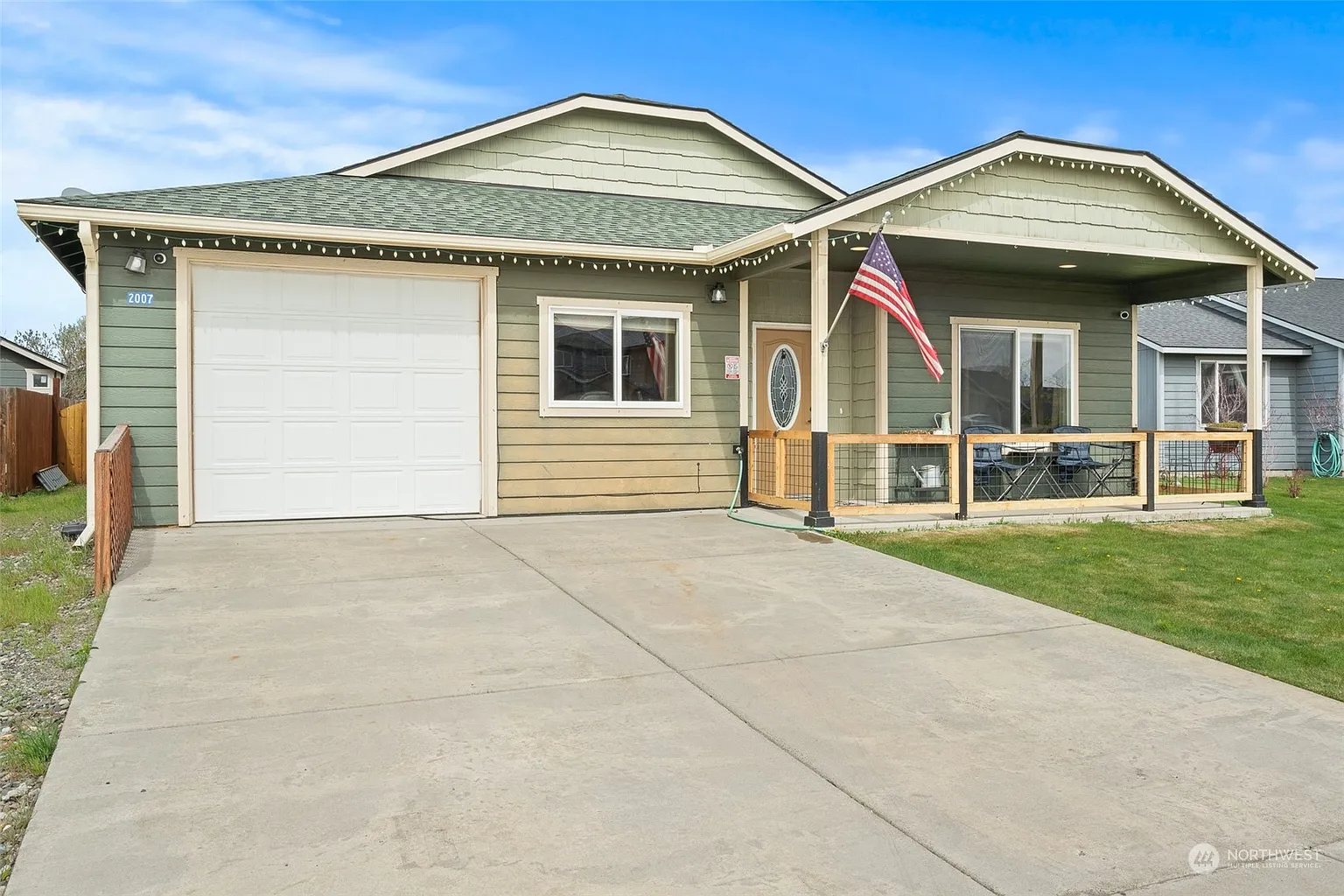 2007 W Peakview Drive photo 1