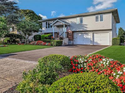 35 Manta Court, Oakdale, NY, 11769