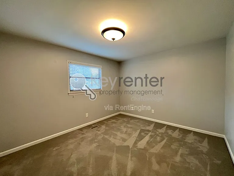 4704 Privateer Rd — Photo 16
