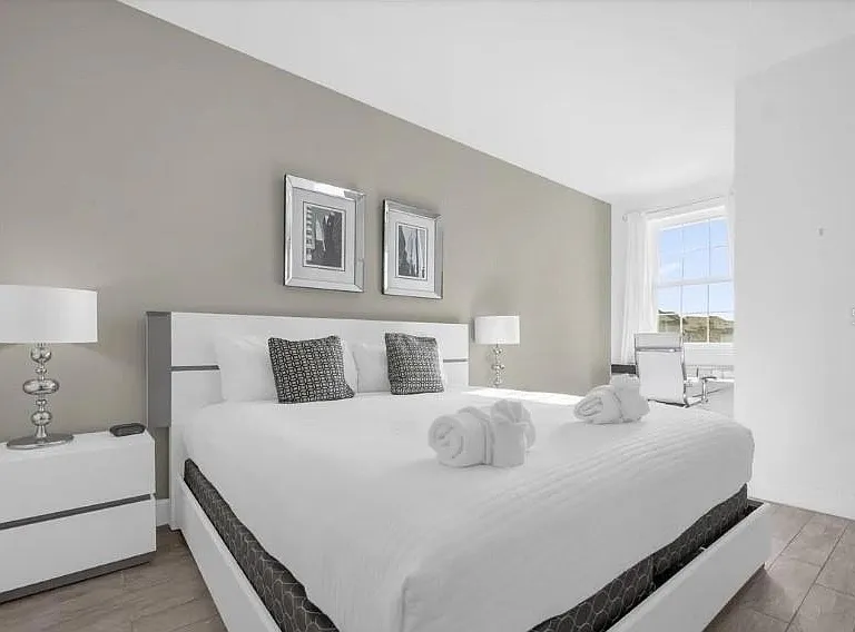 450 Captiva Dr — Photo 22