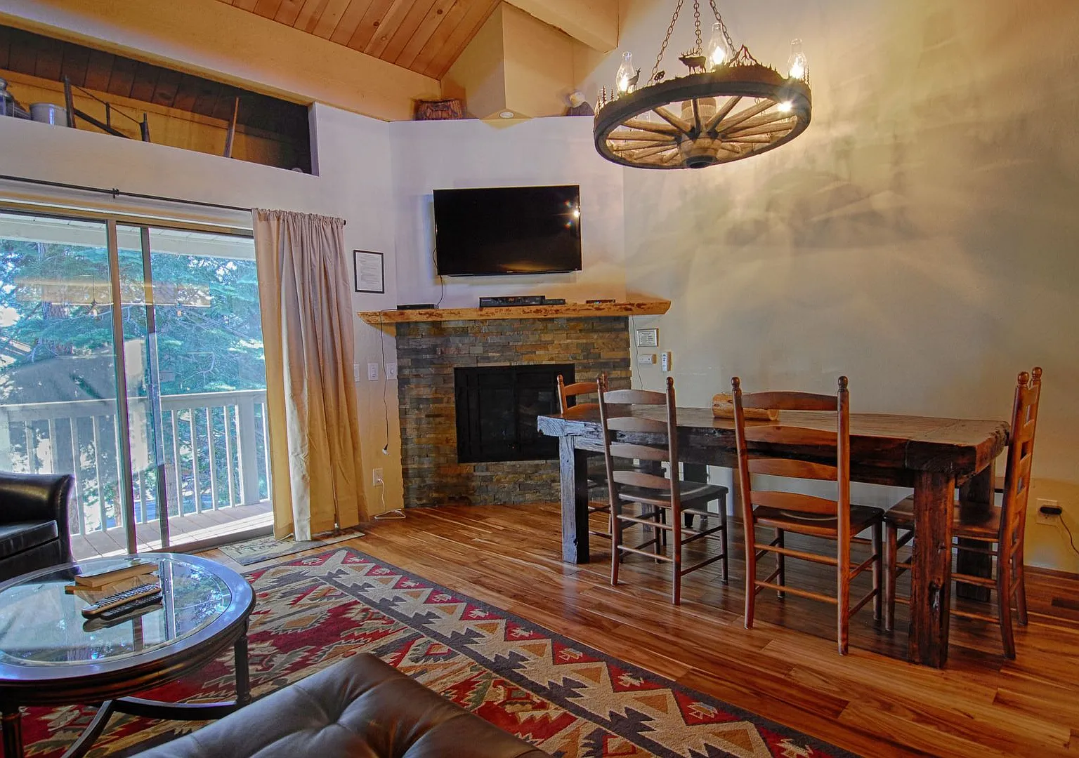 Ski Lease: Kings Beach; Updated, Well Appointed Townhome — Photo 2