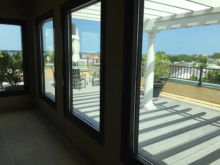 Rooftop deck