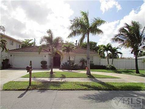 1st image of 230 NW 2nd Ave