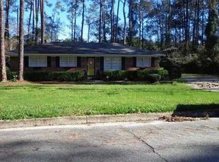 617 14th St E, Tifton, GA 31794