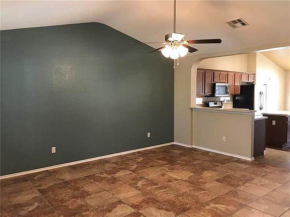 3rd image of 217 Yucca House Dr