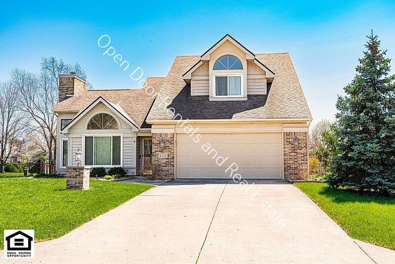 1st image of 8218 Fountainhead Dr