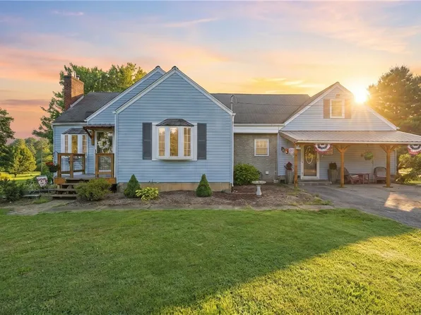 734 Mercer Rd, Greenville, PA 16125