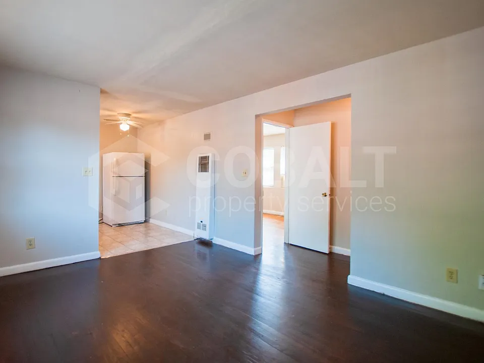 954 Saint Charles Ave NE #2