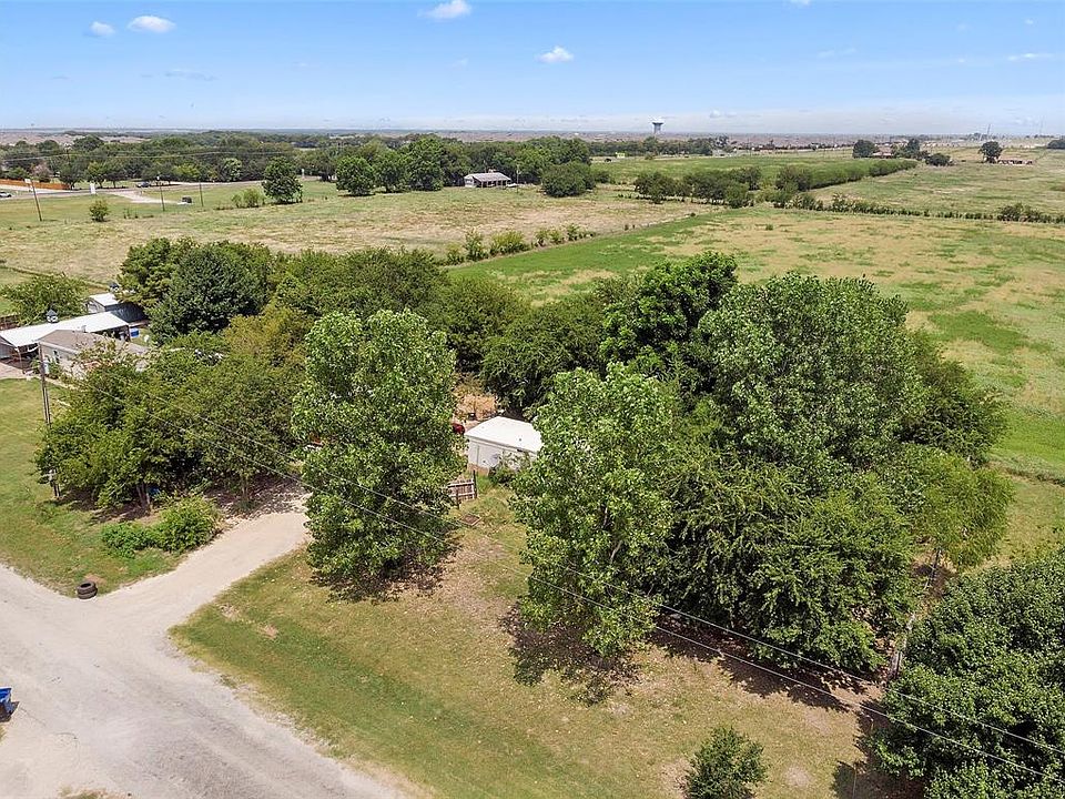 1st image of 2068 Dove Creek Cir