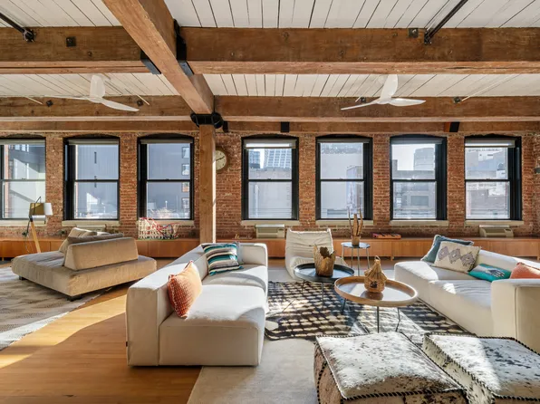 525 West 22nd Street image 1 of 22