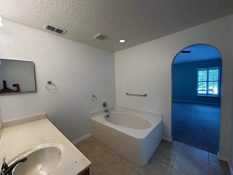 2529 12th Sq SW — Photo 32