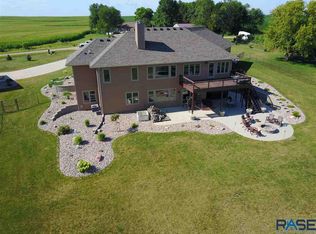 155 61st St, Beaver Creek, MN 56116