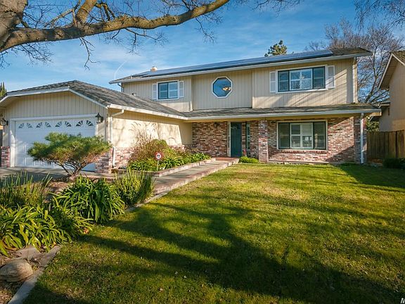 3rd image of 9728 Fountain Valley Dr
