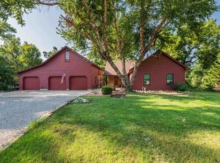 2826 N Wedgewood Dr, Wichita, KS 67204