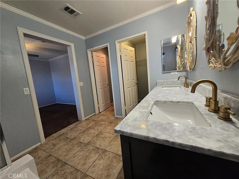 12538 Tavira Ln — Photo 23