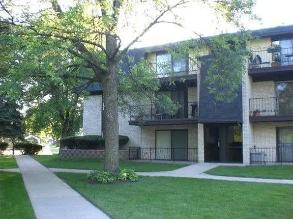 11111 S 84th Ave, Palos Hills, IL 60465
