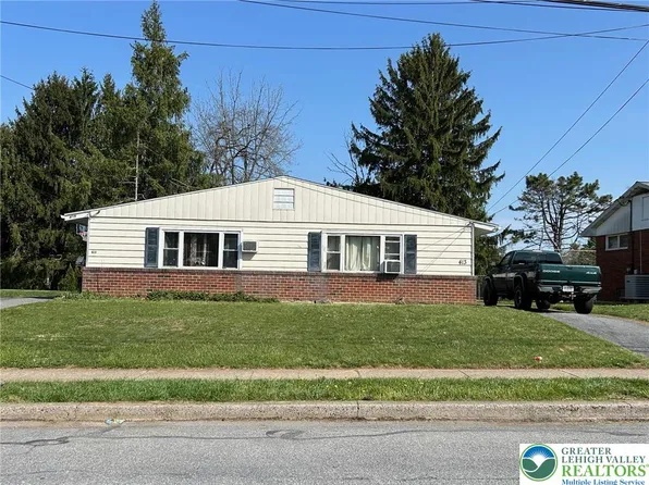 413 W Franklin St, Topton, PA 19562