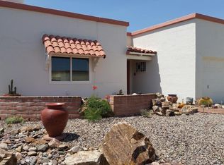 942 W Camino Guarina, Green Valley, AZ 85614