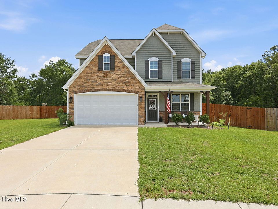 1st image of 218 Woodsrun Street