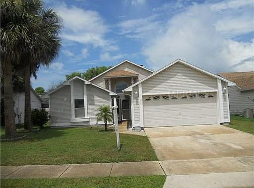 1st image of 206 Bristol Cir