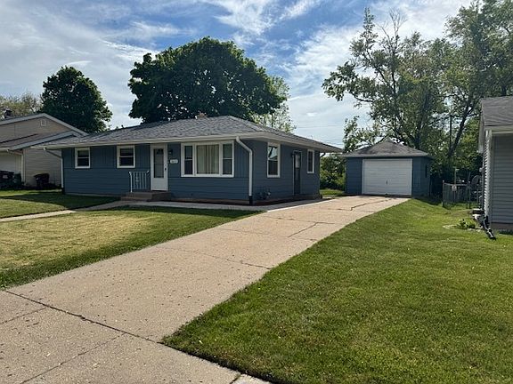2nd image of 2619 Bucknell Dr