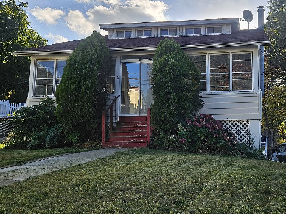 Front of house from street