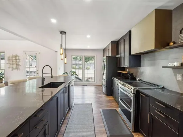 4368 Oakleaf Cv, Decatur, GA 30034