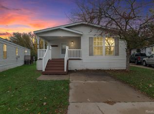11810 Cascade Cir, Romeo, MI 48065