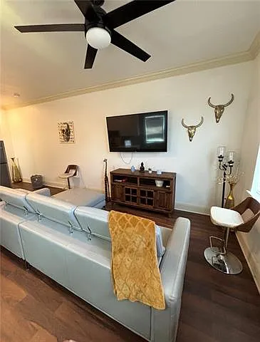 2 bed, 1.0 bath, 1536 sqft, $1,700 — Photo 4
